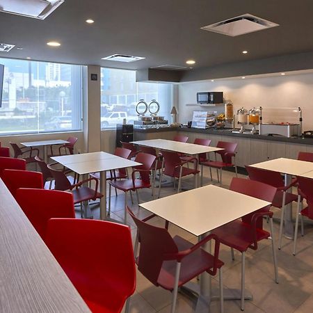 City Express Junior By Marriott Toluca Zona Industrial Eksteriør billede